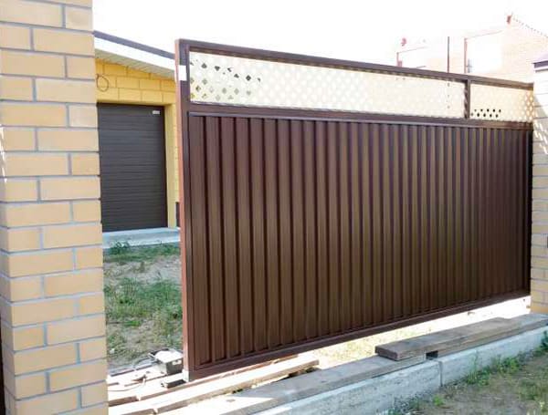 Эстетика и Надежность: Ворота Grand Line для Вашего Дома в щербинке от 36456 руб